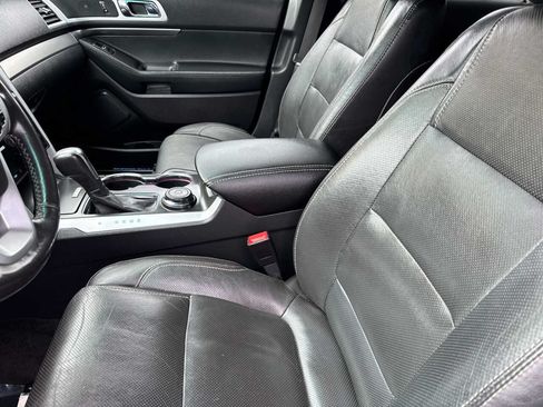 Used 2015 Ford Explorer Sport AWD/4WD image 16