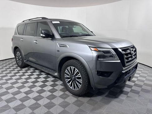 Used 2022 Nissan Armada SL w/ Midnight Edition Package image 7