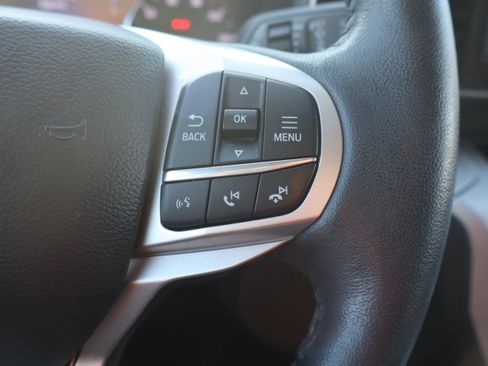 Used 2023 Ford Explorer XLT w/ Equipment Group 202A image 19