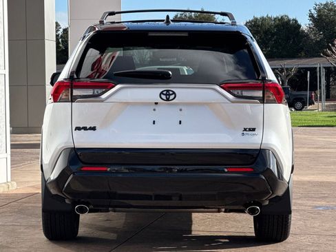 New 2025 Toyota RAV4 XSE image 5