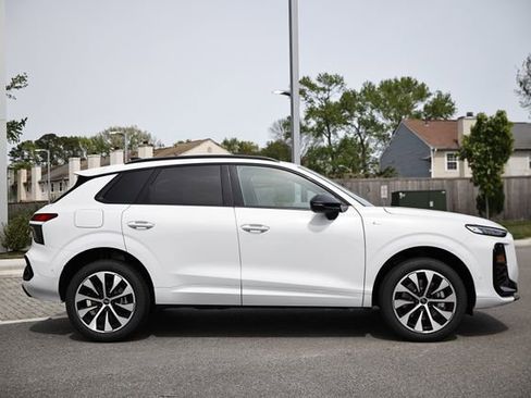 New 2026 Audi Q3 quattro 2.0T image 4