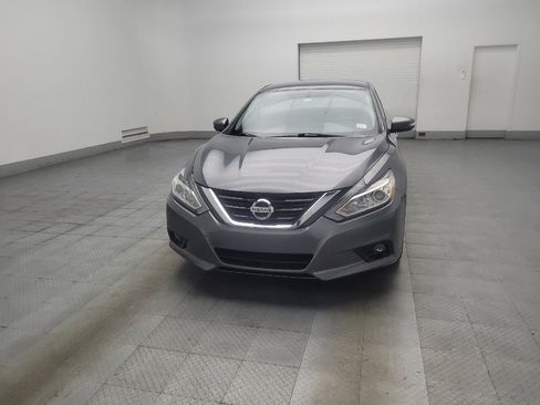 Used 2018 Nissan Altima 2.5 SL FWD image 15