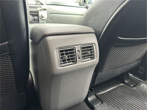 Used 2010 Toyota 4Runner Limited AWD/4WD image 18
