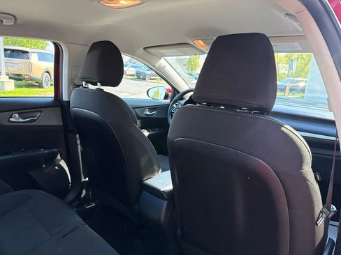 Certified 2021 Kia Forte LXS FWD image 13