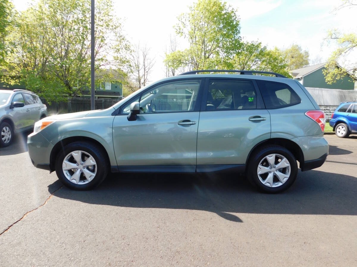 Used 2015 Subaru Forester 2.5i Premium w/ All-Weather Package AWD/4WD image 24