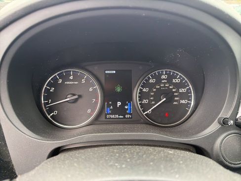 Used 2020 Mitsubishi Outlander ES AWD/4WD image 21