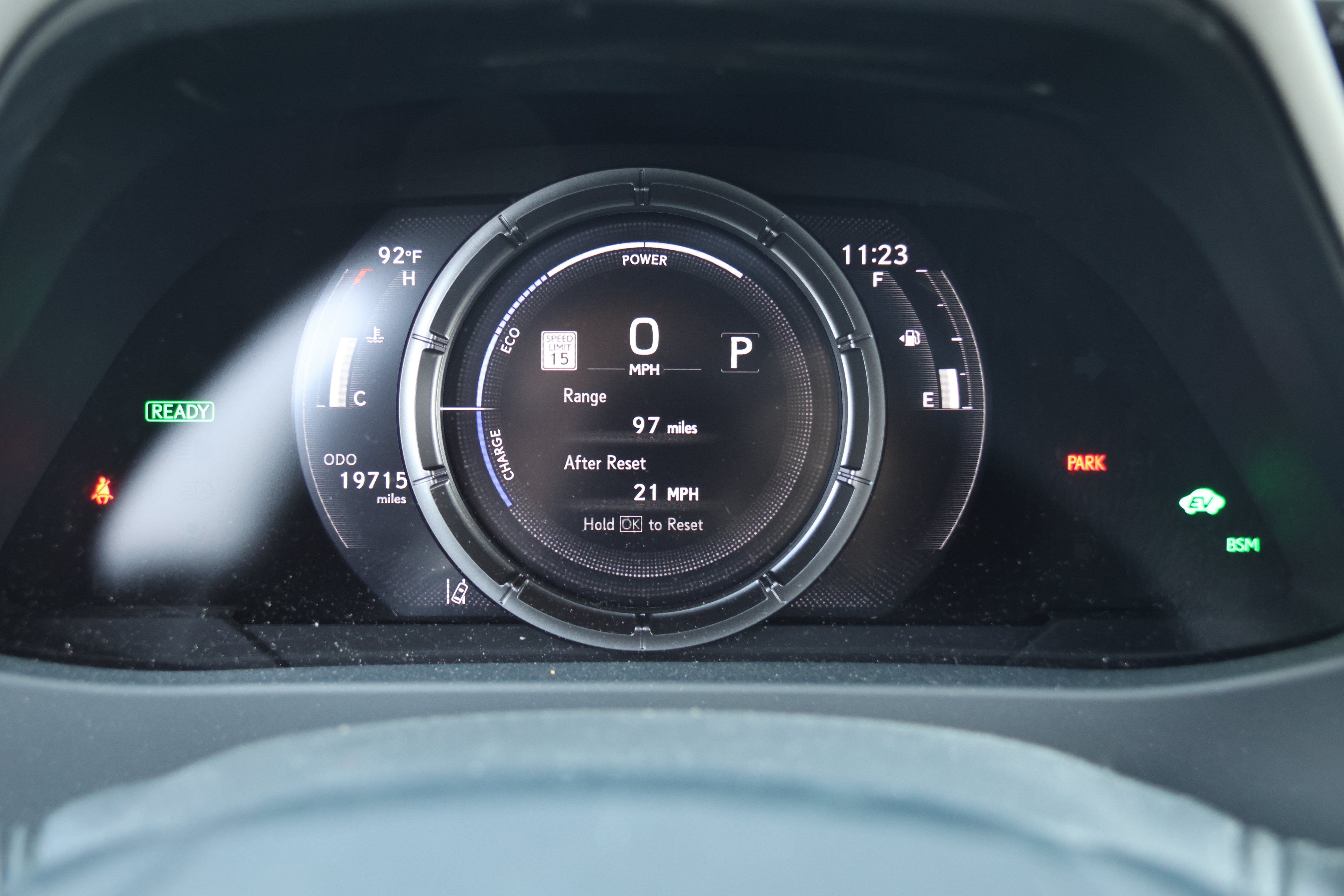 Certified 2023 Lexus UX 250h F Sport FWD image 20