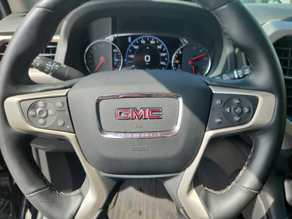 Used 2023 GMC Acadia Denali w/ Denali Ultimate Package AWD/4WD image 13