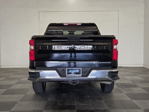 Used 2025 Chevrolet Silverado 1500 LT AWD/4WD image 5