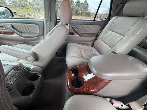 Used 2005 Toyota Sequoia Limited image 27