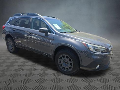 Used 2019 Subaru Outback 3.6R Limited w/ Popular Package #2 AWD/4WD image 4