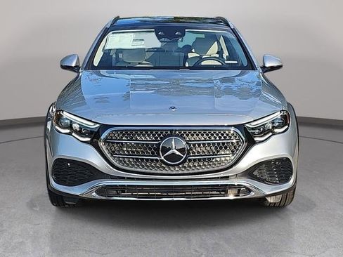 Used 2026 Mercedes-Benz E 450 4MATIC All-Terrain Wagon image 2