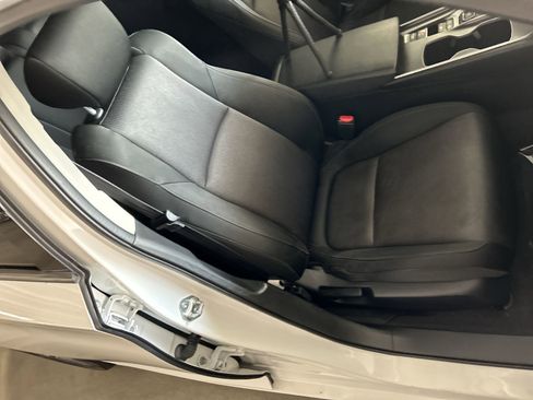 Used 2020 Honda Accord Hybrid image 25
