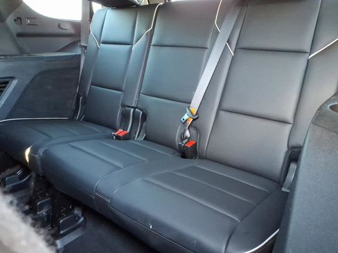 Used 2021 Cadillac Escalade Premium Luxury w/ Performance Package image 14