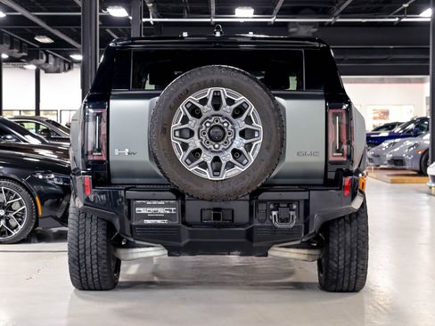 Used 2024 GMC Hummer EV 3X AWD/4WD image 15
