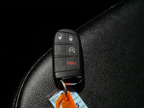 Used 2025 Jeep Compass Limited AWD/4WD image 30