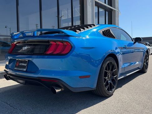 Used 2019 Ford Mustang Coupe w/ Ecoboost Performance Package RWD image 11