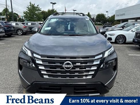 New 2026 Nissan Rogue Platinum w/ Platinum Premium Package AWD/4WD image 2