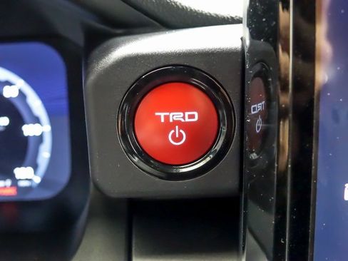 New 2025 Toyota 4Runner TRD Off-Road Premium image 16