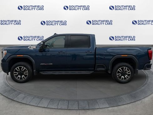 Used 2020 GMC Sierra 2500 AT4 image 3