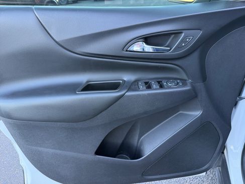 Used 2020 Chevrolet Equinox LT image 13