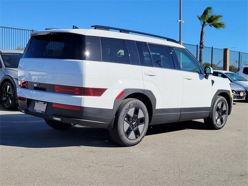 New 2026 Hyundai Santa Fe SEL image 2
