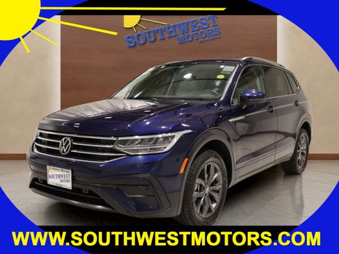 Used 2022 Volkswagen Tiguan SE image 1