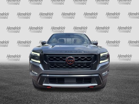 Used 2022 Nissan Frontier Pro-X RWD image 3