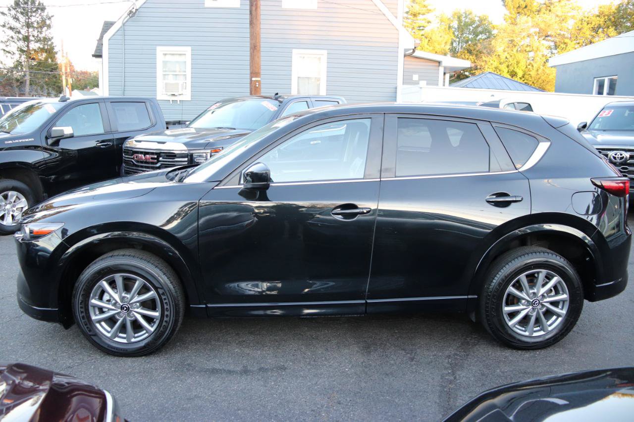 Used 2025 MAZDA CX-5 AWD 2.5 S w/ Select Package image 2