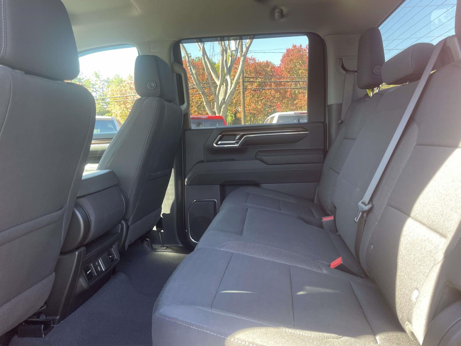 Used 2024 Chevrolet Silverado 3500 LT w/ All Star Edition AWD/4WD image 9
