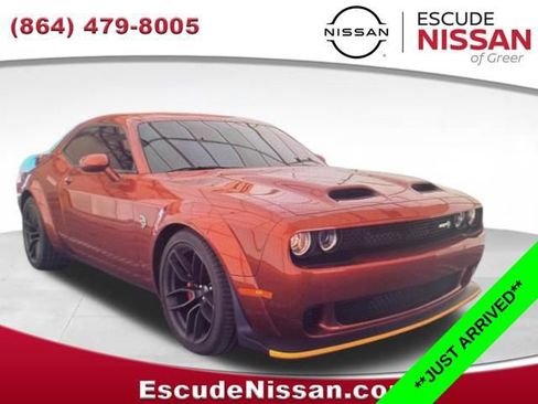 Used 2023 Dodge Challenger SRT Hellcat image 1