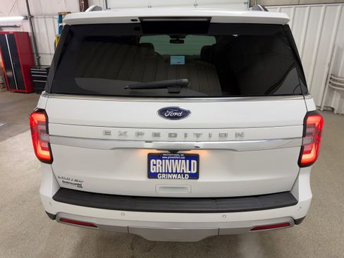 Certified 2024 Ford Expedition Limited image 31