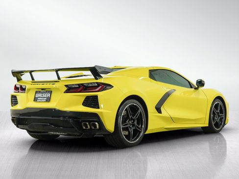 Used 2024 Chevrolet Corvette Stingray Premium Conv w/ Stealth Interior Trim Package RWD image 5