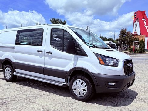 Used 2025 Ford Transit 250 Low Roof w/ Exterior Upgrade Package RWD image 2