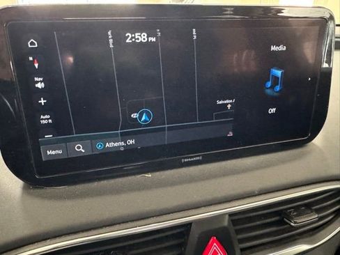 Used 2023 Hyundai Santa Fe SEL image 4