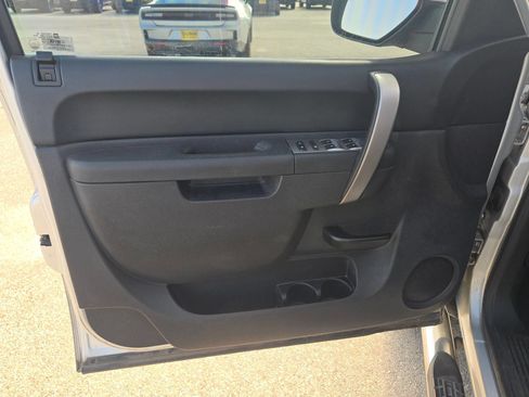Used 2013 Chevrolet Silverado 1500 LT RWD image 11