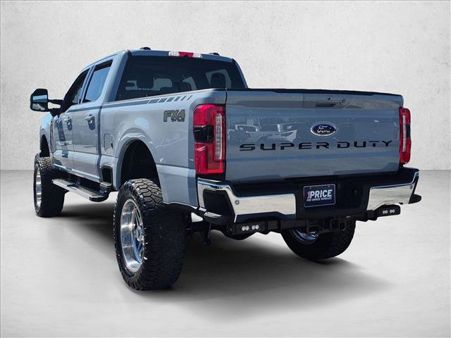 Used 2025 Ford F250 4x4 Crew Cab Super Duty image 8