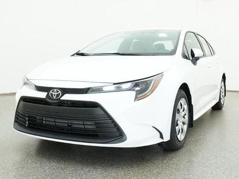New 2026 Toyota Corolla LE FWD image 32