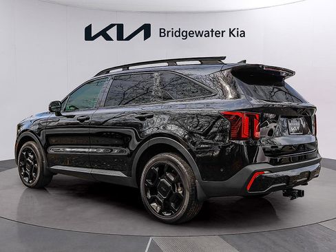Certified 2026 Kia Sorento SX Prestige AWD/4WD image 4