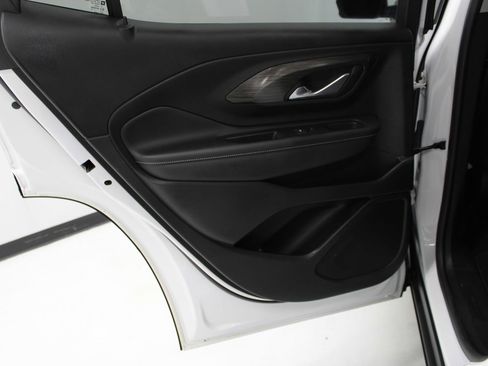 Used 2022 GMC Terrain SLE w/ Driver Convenience Package image 32