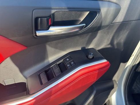 Used 2022 Toyota Highlander XSE image 45