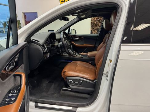 Used 2019 Audi Q7 3.0T Prestige image 11