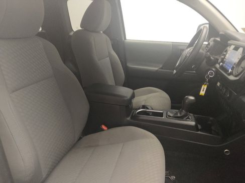 Used 2022 Toyota Tacoma SR image 21