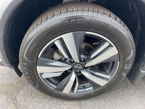 Certified 2023 Nissan Rogue SL w/ SL Premium Package image 29