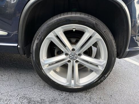 Used 2016 Volkswagen Tiguan R-Line image 29