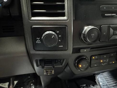 Used 2018 Ford F350 XL AWD/4WD image 19
