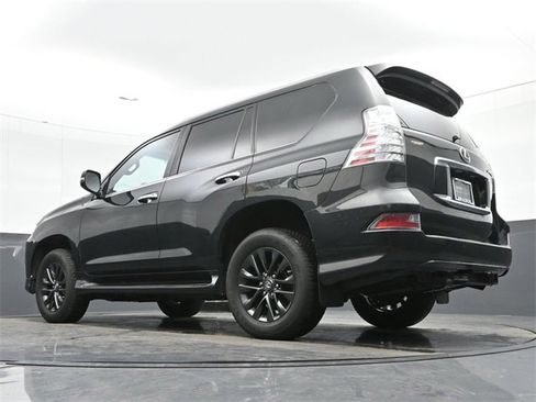 Certified 2023 Lexus GX 460 Premium w/ Premium Plus Package image 42