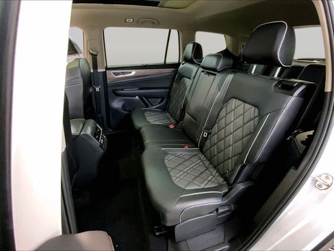 Used 2024 Volkswagen Atlas SEL Premium R-Line AWD/4WD image 20