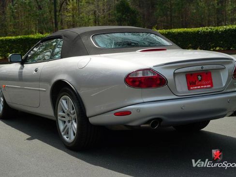 Used 2003 Jaguar XK8 XKR Convertible image 25