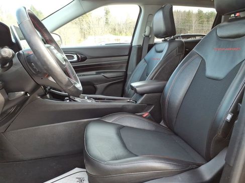 Used 2022 Jeep Compass Trailhawk w/ Sun and Sound Group image 13